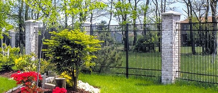 Legacy Aluminum Fence