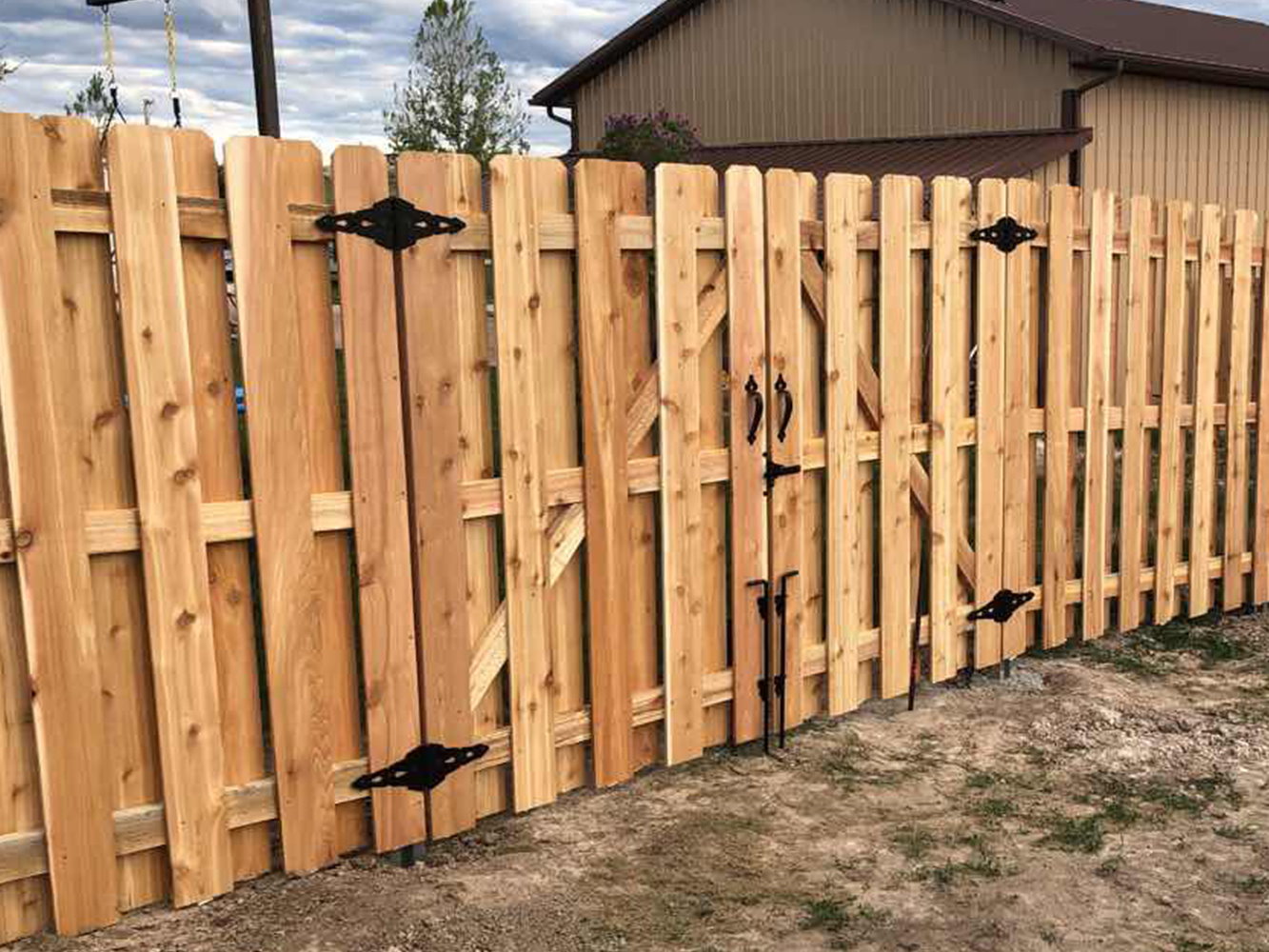Hartrandt WY Shadowbox style wood fence