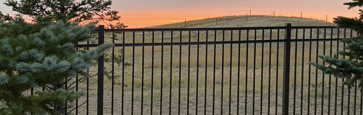 Sheridan Wyoming residential fencing contractor