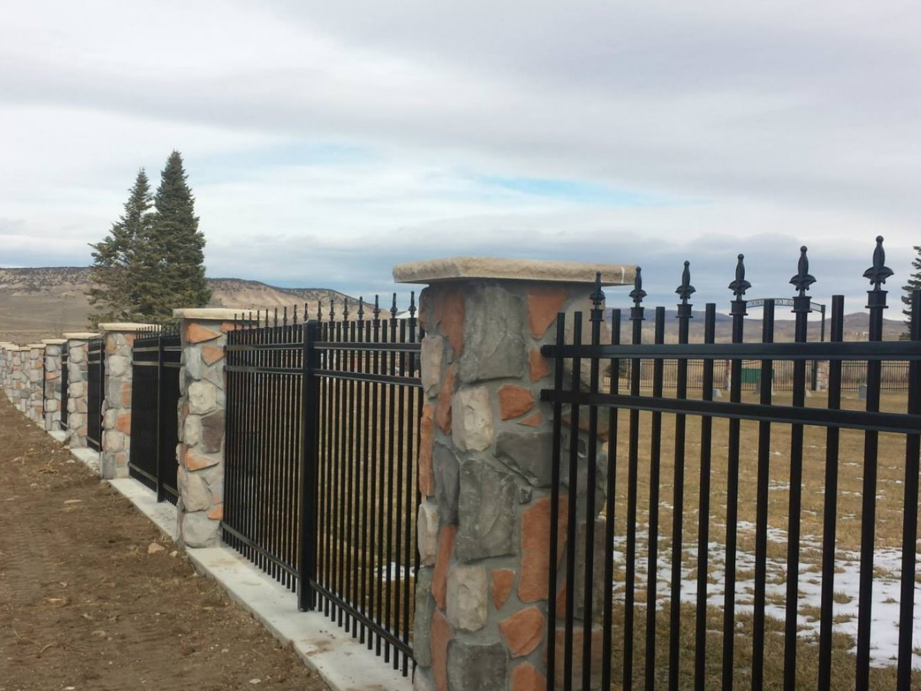 Wright Wyoming Professional Fence Installation